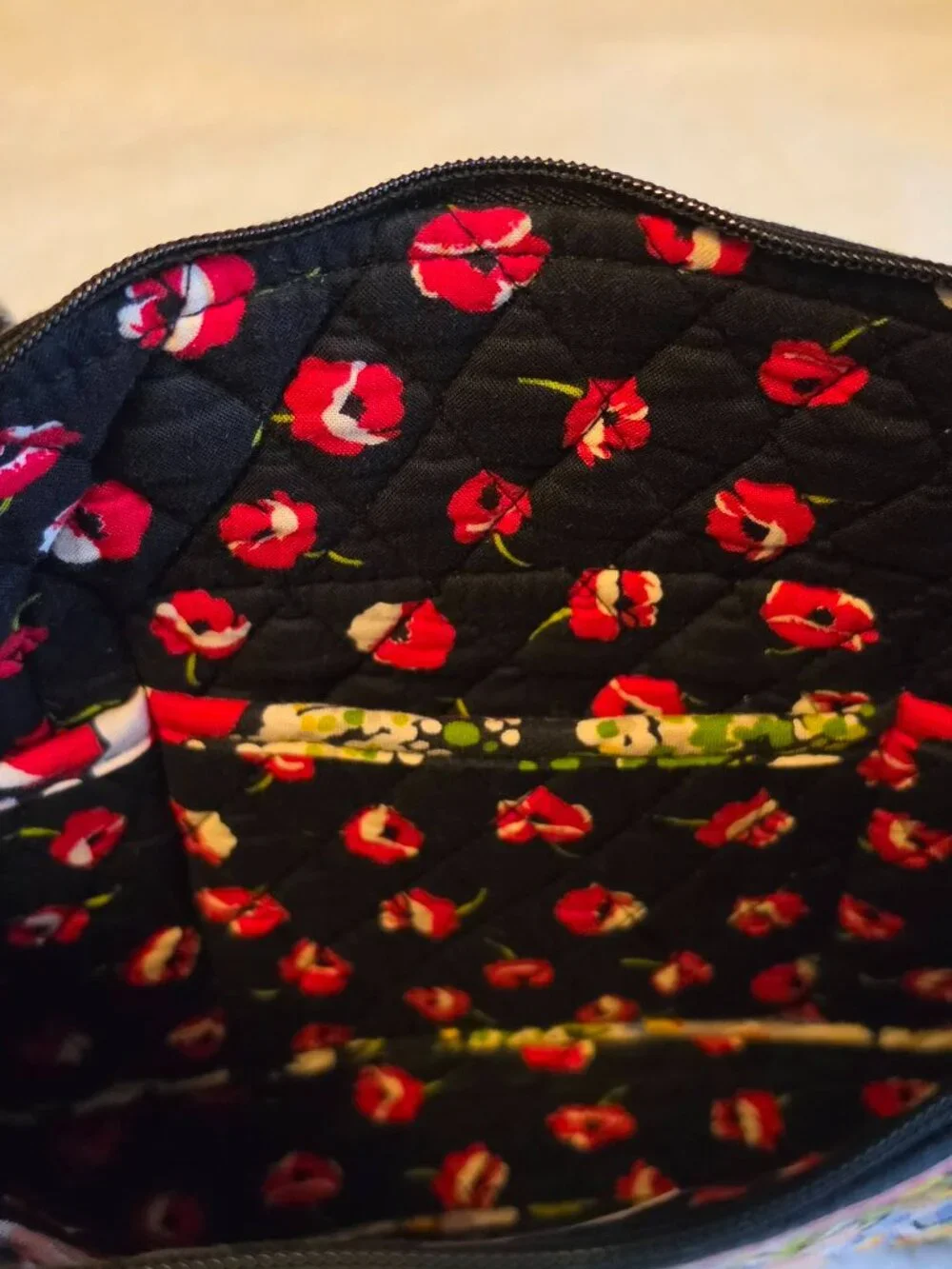 VERA BRADLEY Poppy Fields Quilted Shoulder Tote Bag Purse Vintage Cottagecore